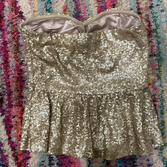 Strapless Gold Sparkle Peplum Top - Picture 11 of 13